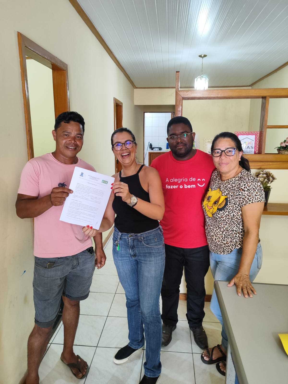 Camacã: Prefeitura realiza sonho dos moradores de Jacareci com a doação de 150 terrenos
